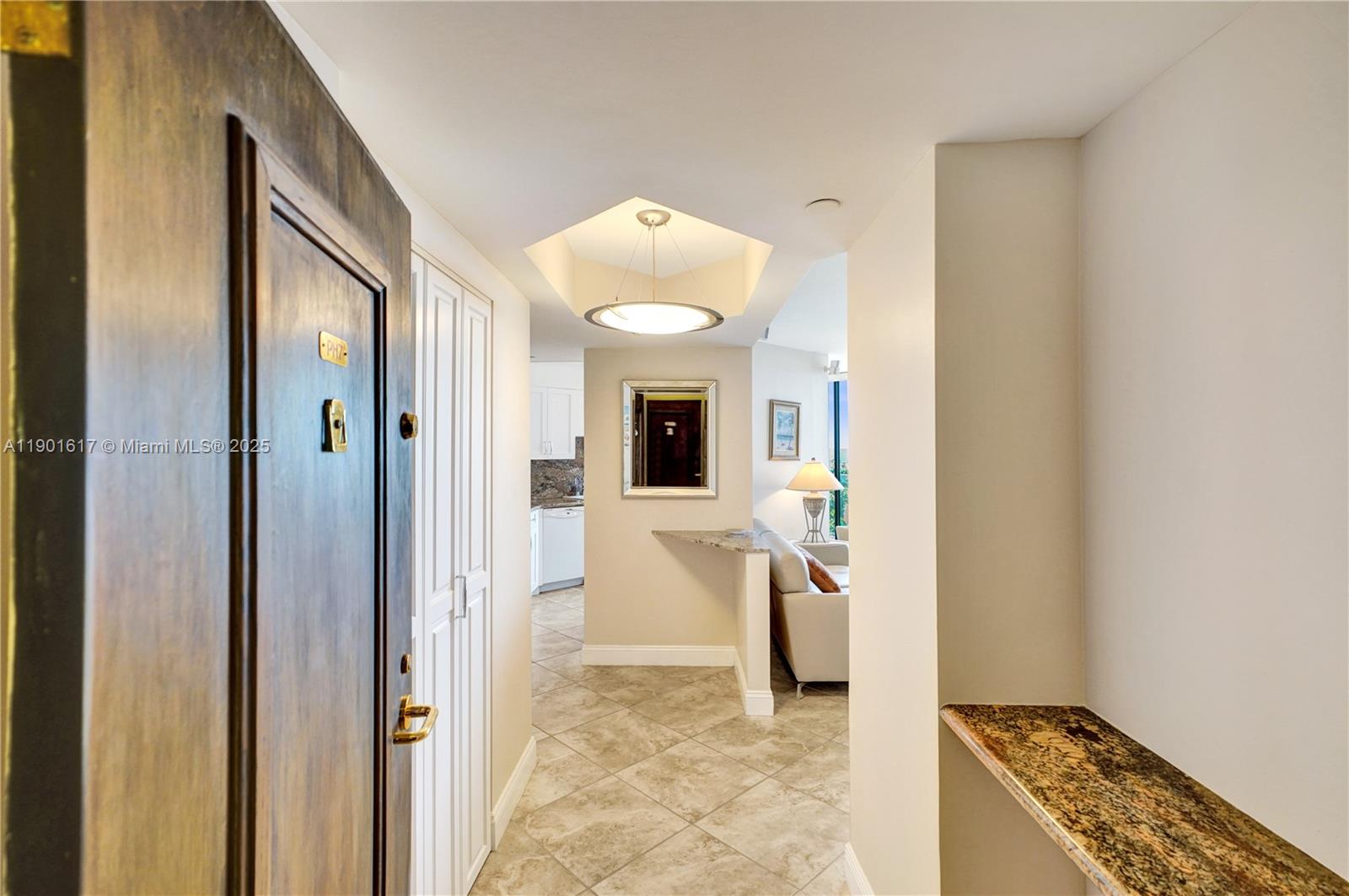 3610 Yacht Club Dr Unit: PH07