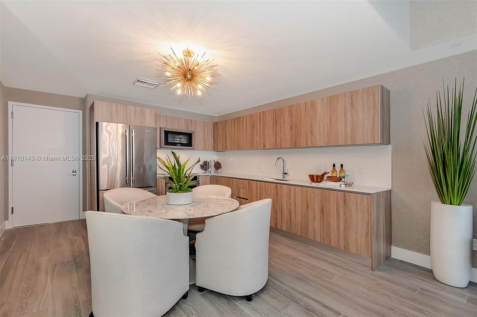 2960 NE 207th St # 1112