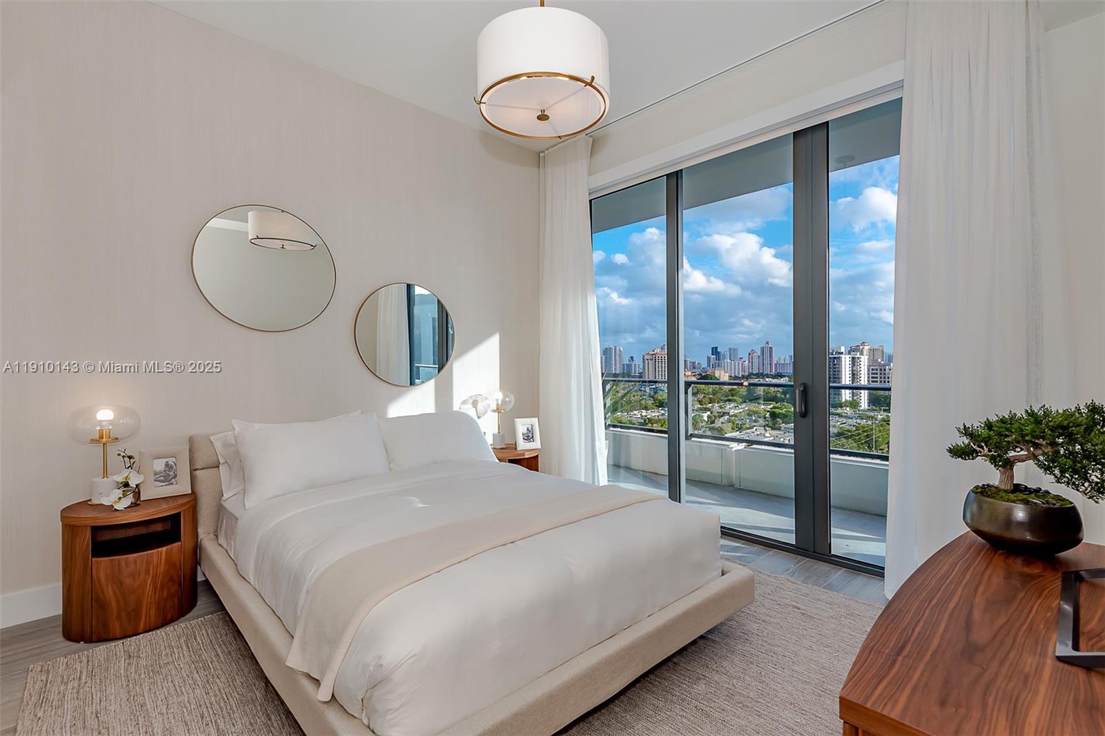 2960 NE 207th St # 1112