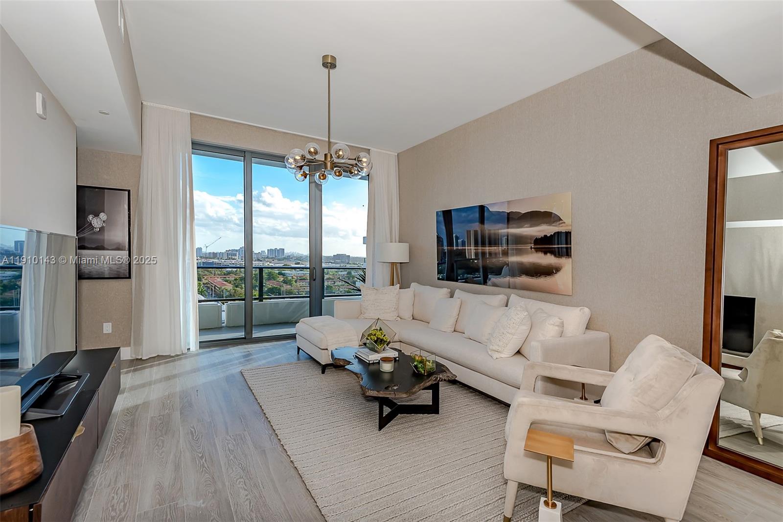 2960 NE 207th St # 1112