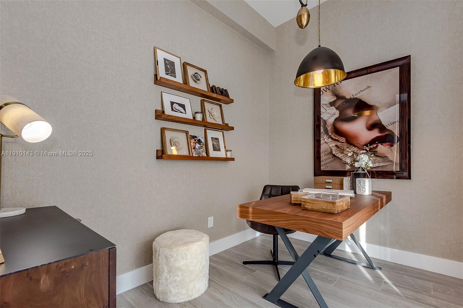 2960 NE 207th St # 1112