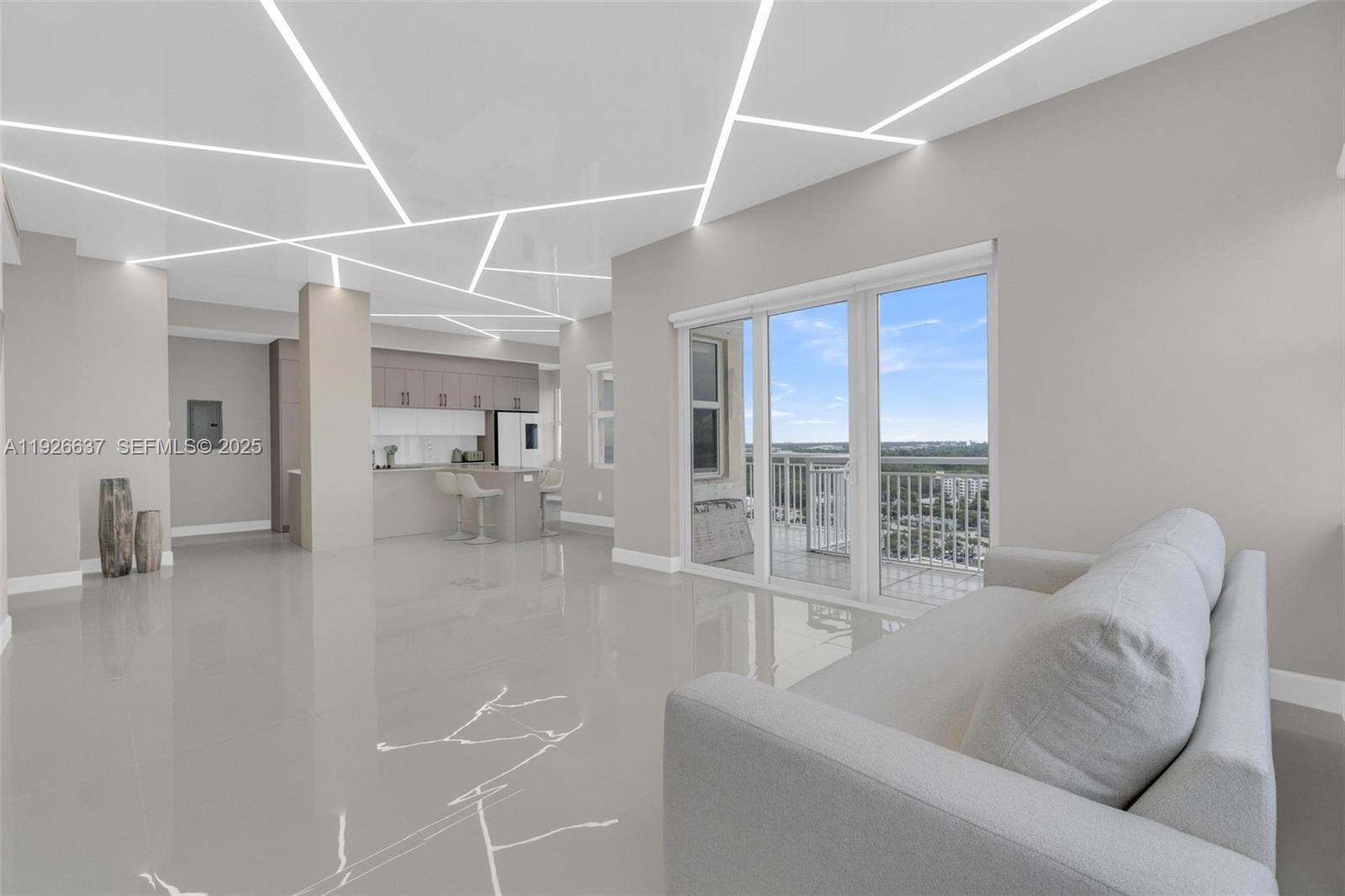 18011 Biscayne Blvd Unit: PH04
