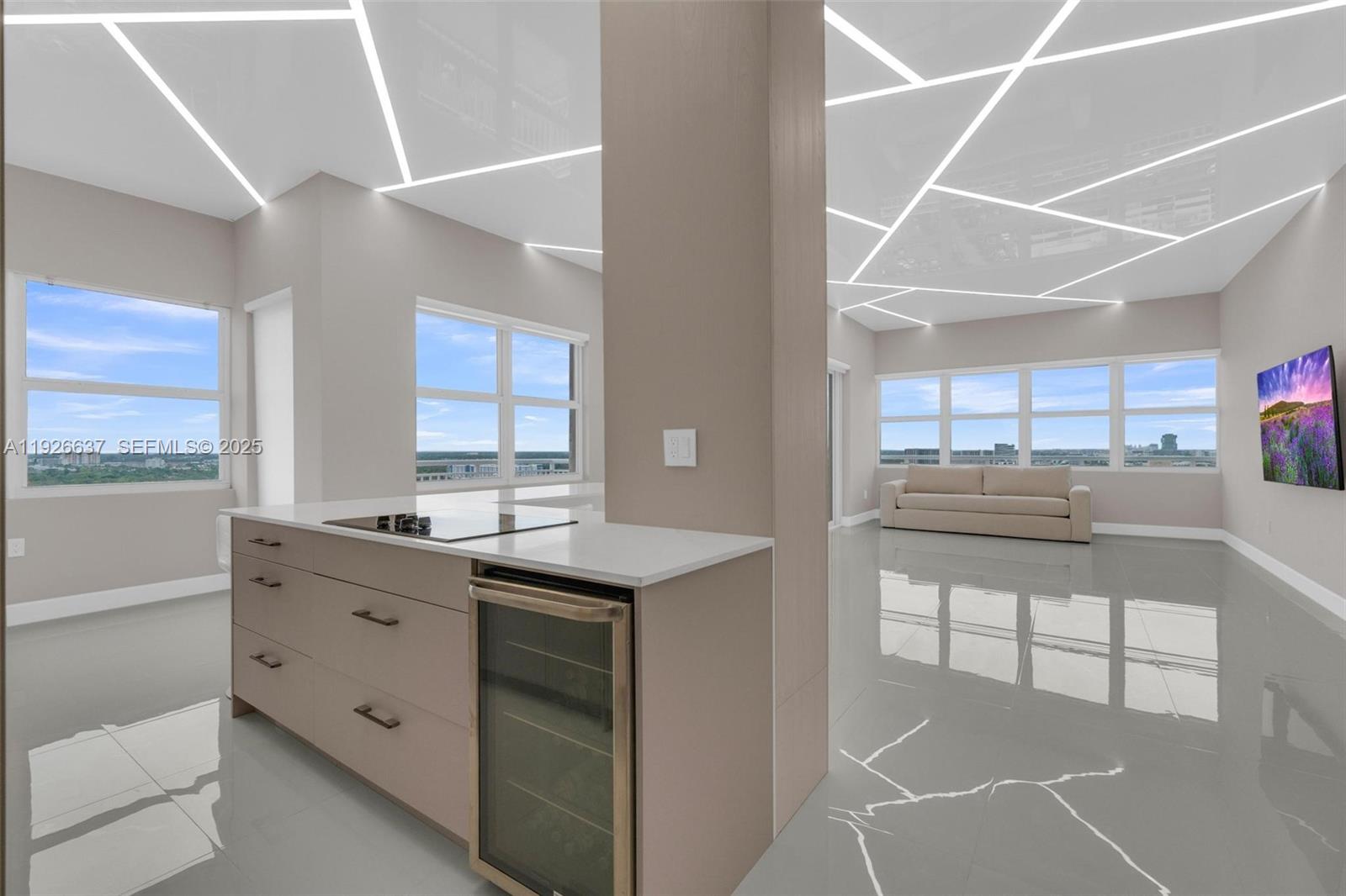 18011 Biscayne Blvd Unit: PH04