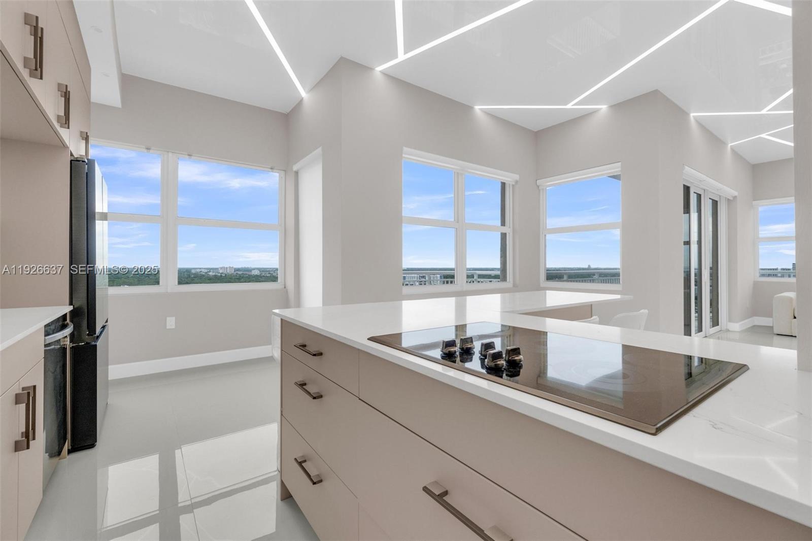 18011 Biscayne Blvd Unit: PH04