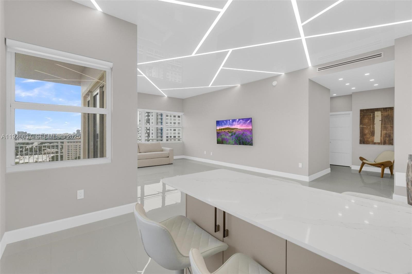 18011 Biscayne Blvd Unit: PH04