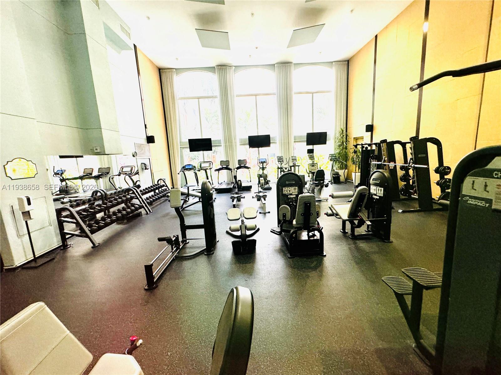 17150 N Bay Rd # 2412