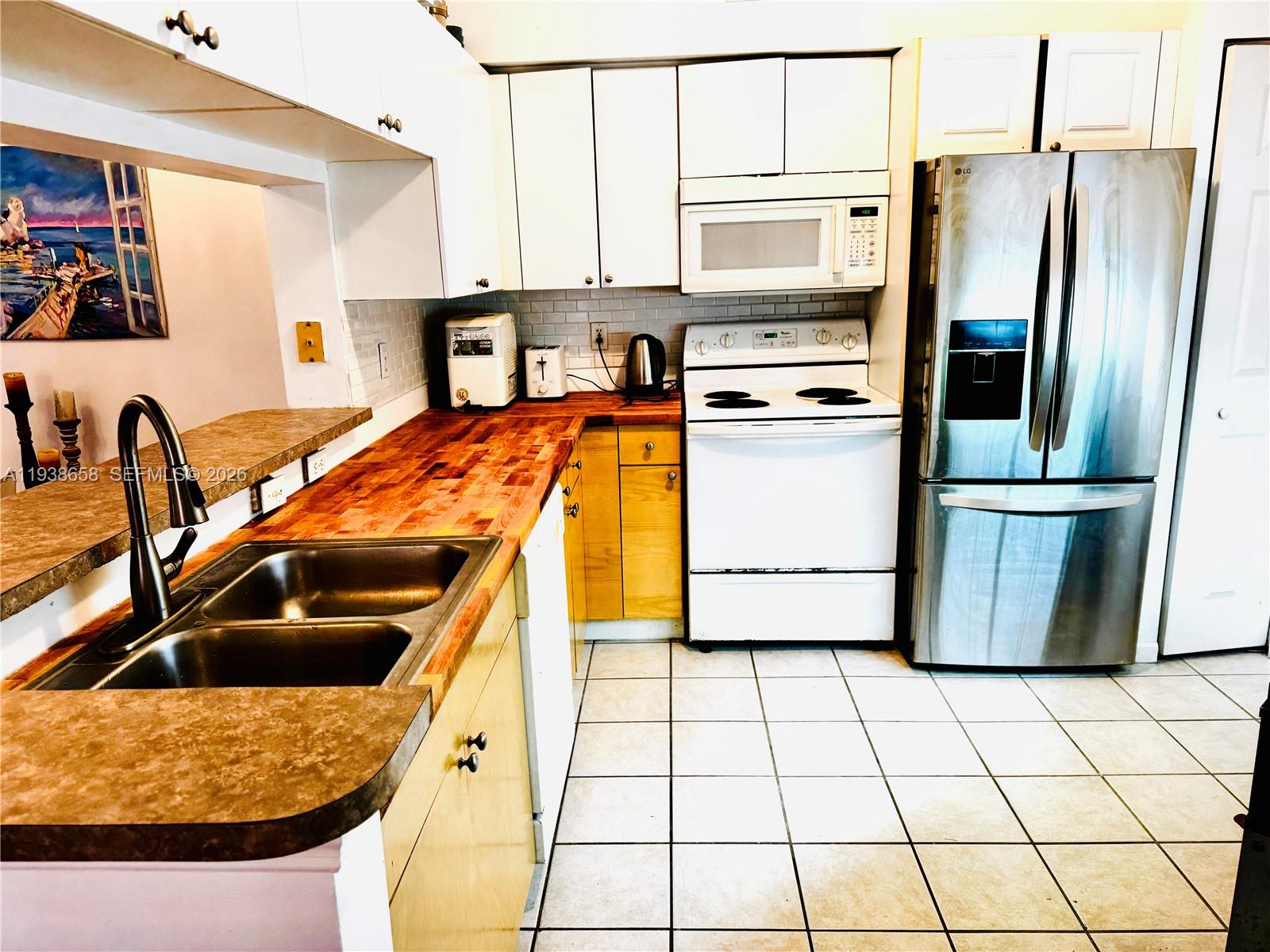 17150 N Bay Rd # 2412