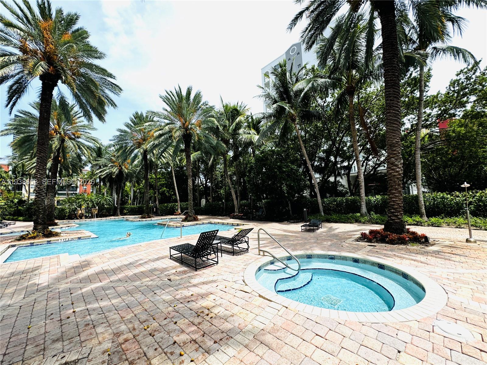 17150 N Bay Rd # 2412