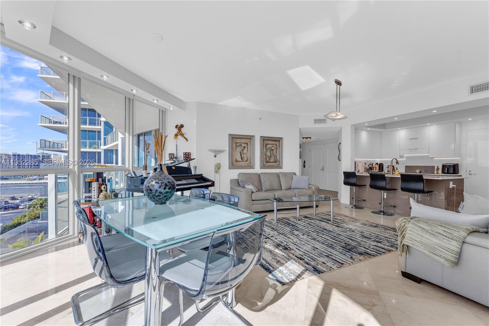 3101 S Ocean Dr # 606