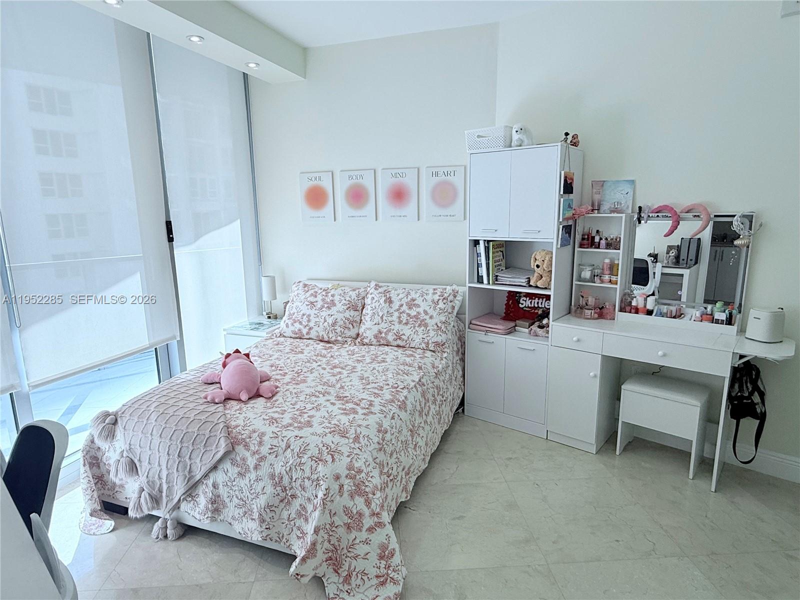 3101 S Ocean Dr # 606