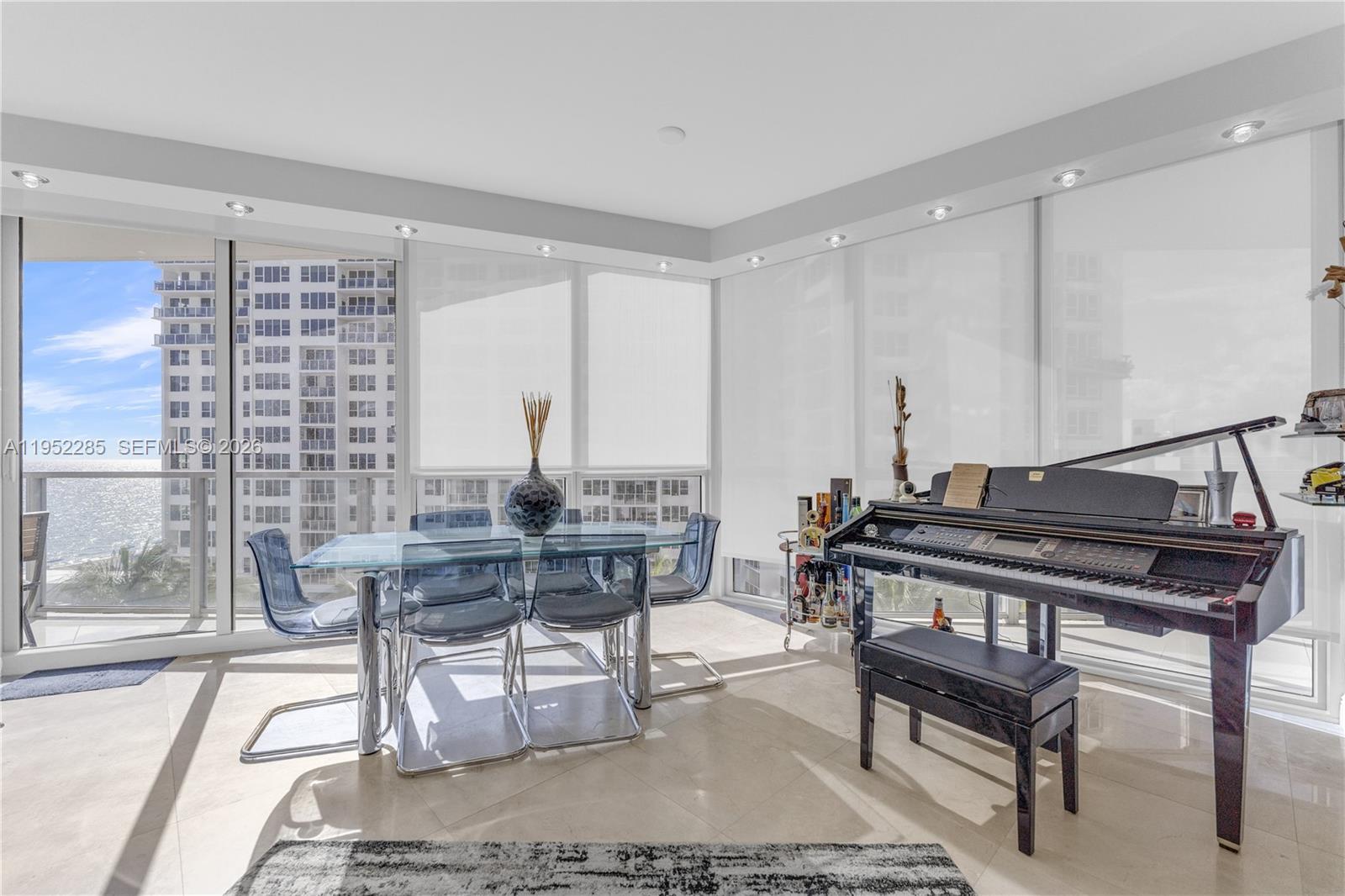 3101 S Ocean Dr # 606