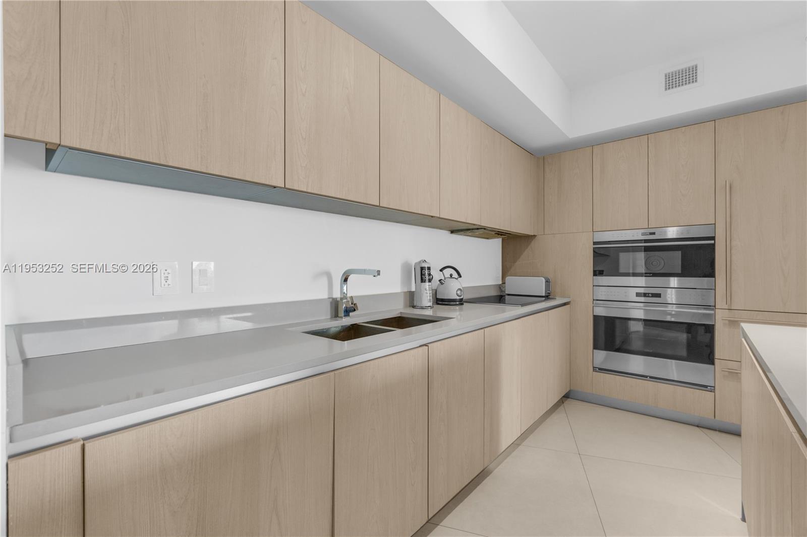 4111 S Ocean Dr # 1507