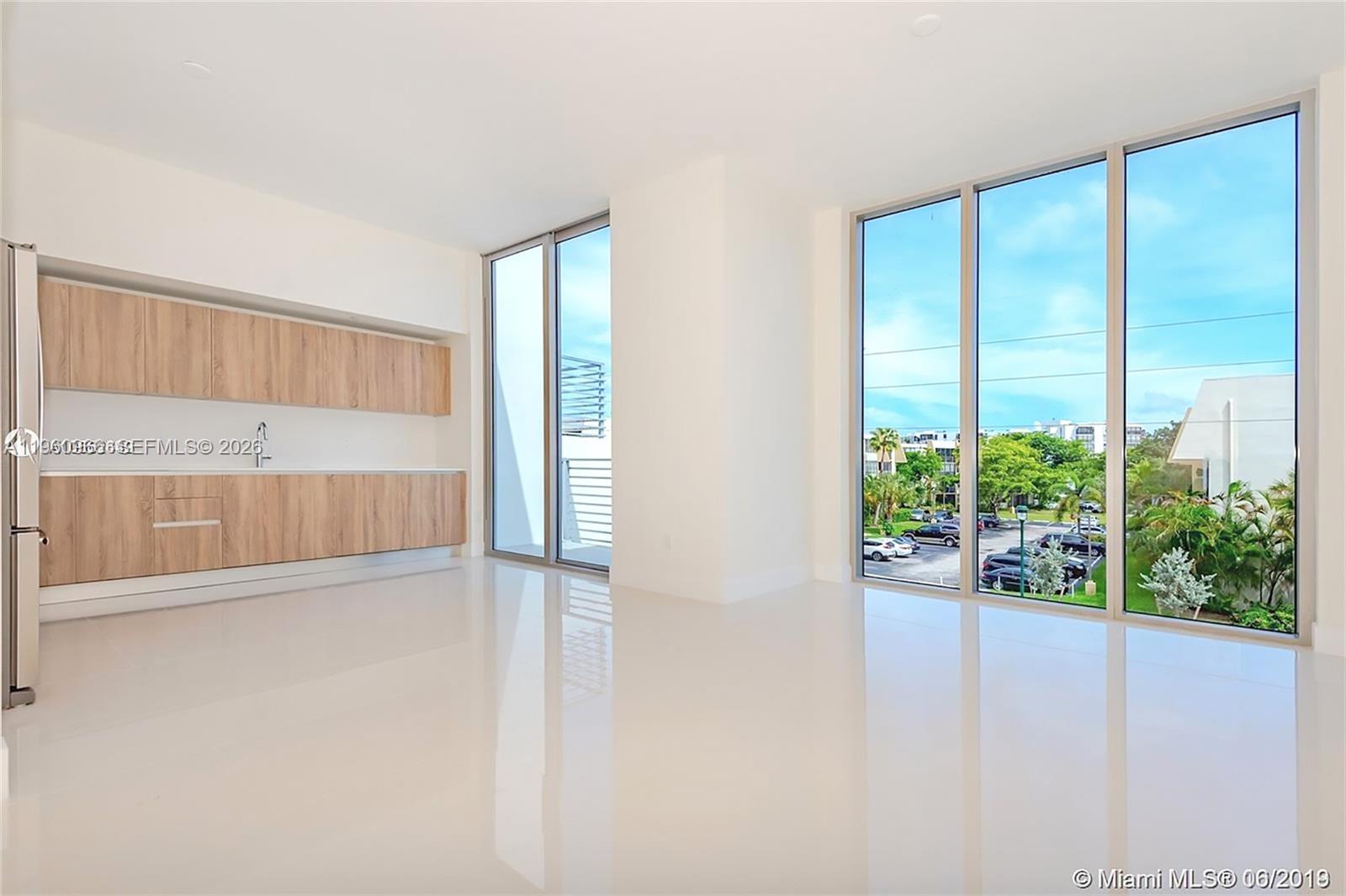 2960 NE 207th St # 102 Unit: TS-102