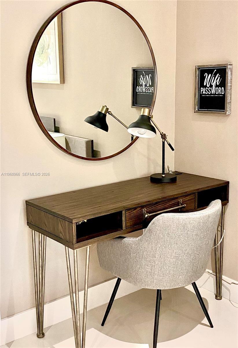 2960 NE 207th St # 102 Unit: TS-102