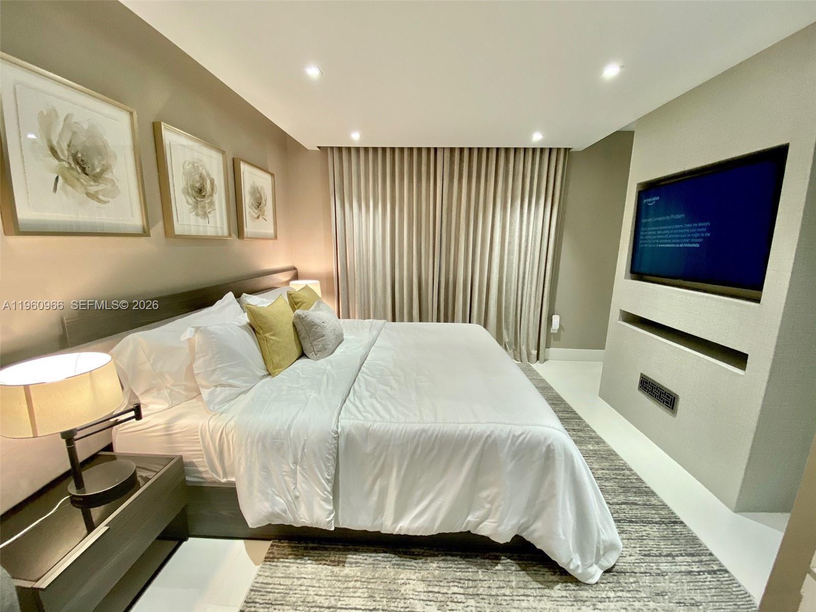 2960 NE 207th St # 102 Unit: TS-102