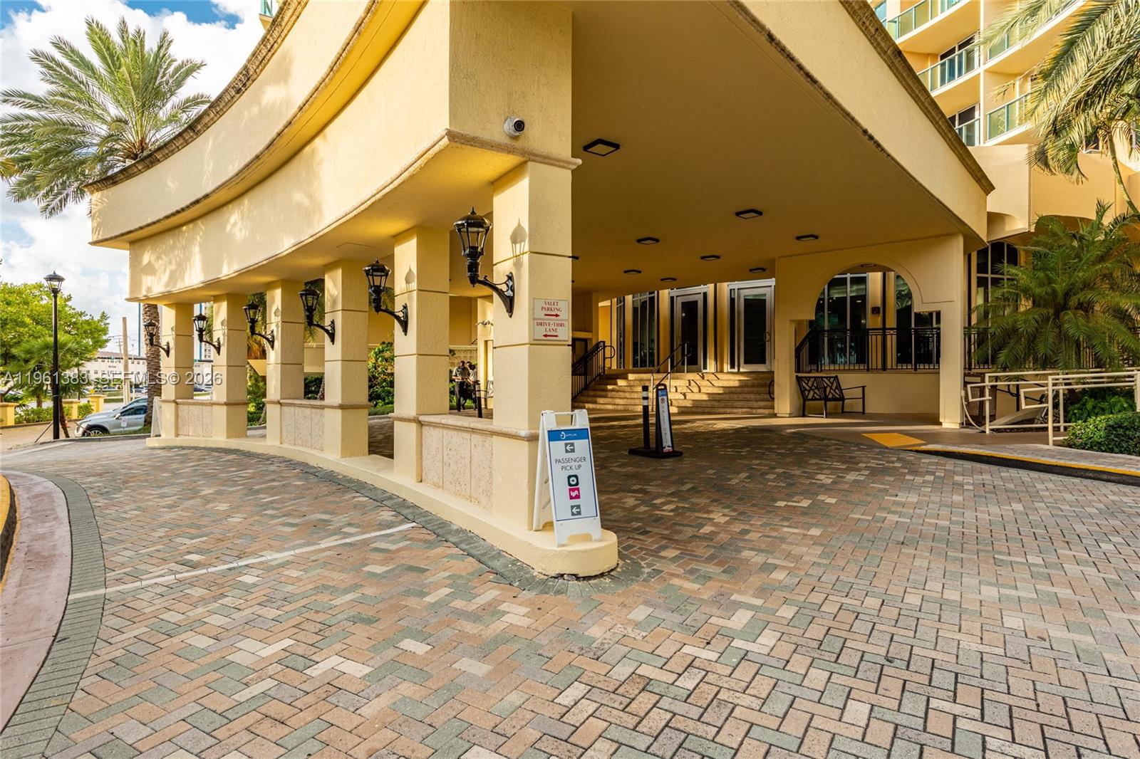 2501 S Ocean Dr # 1617