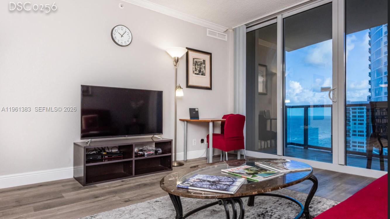 2501 S Ocean Dr # 1617
