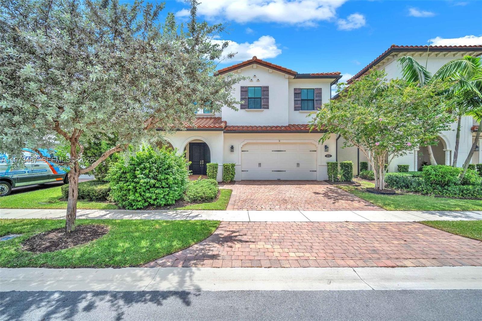 1052 SW 113th Way # 1052
