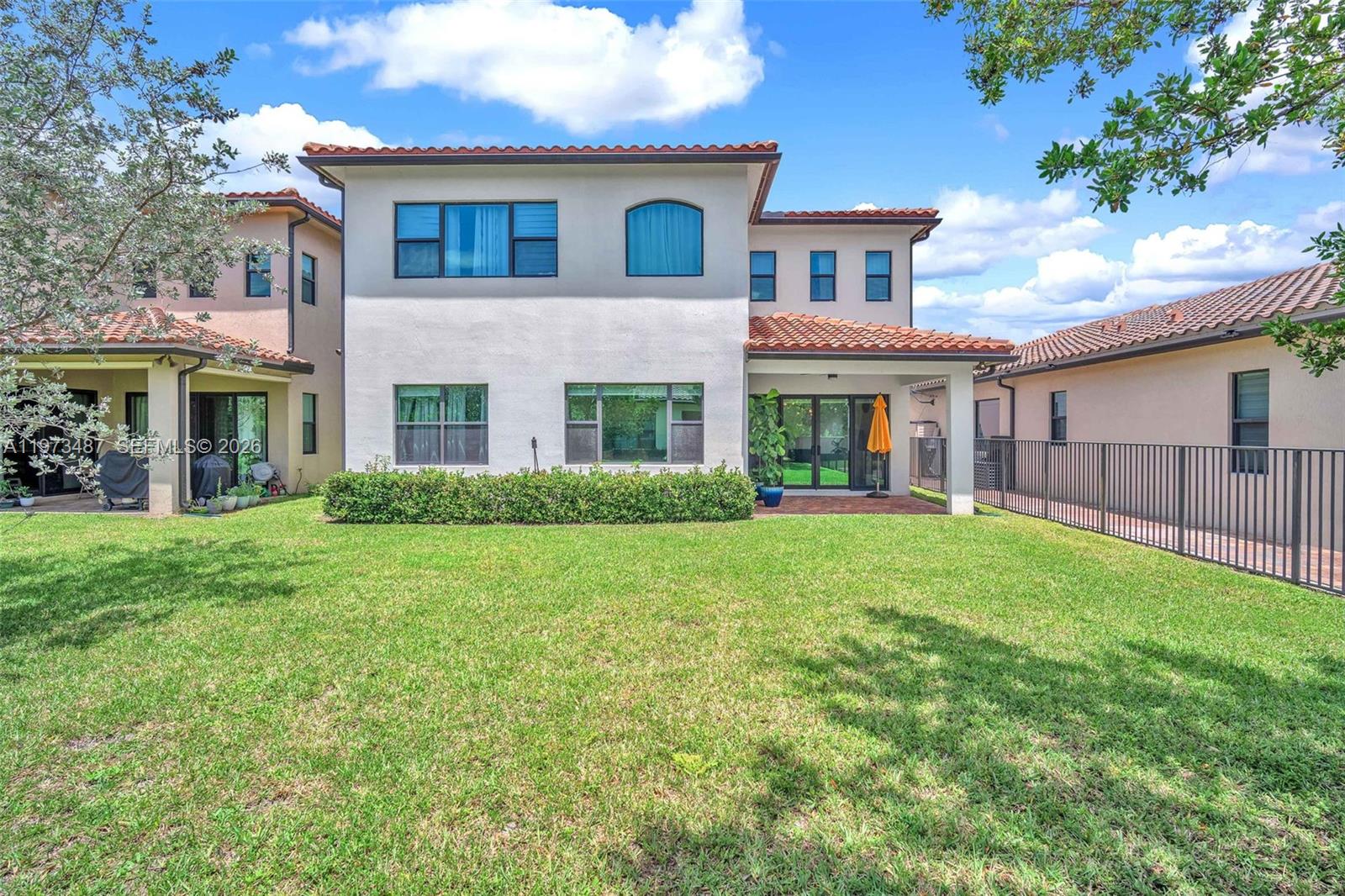 1052 SW 113th Way # 1052