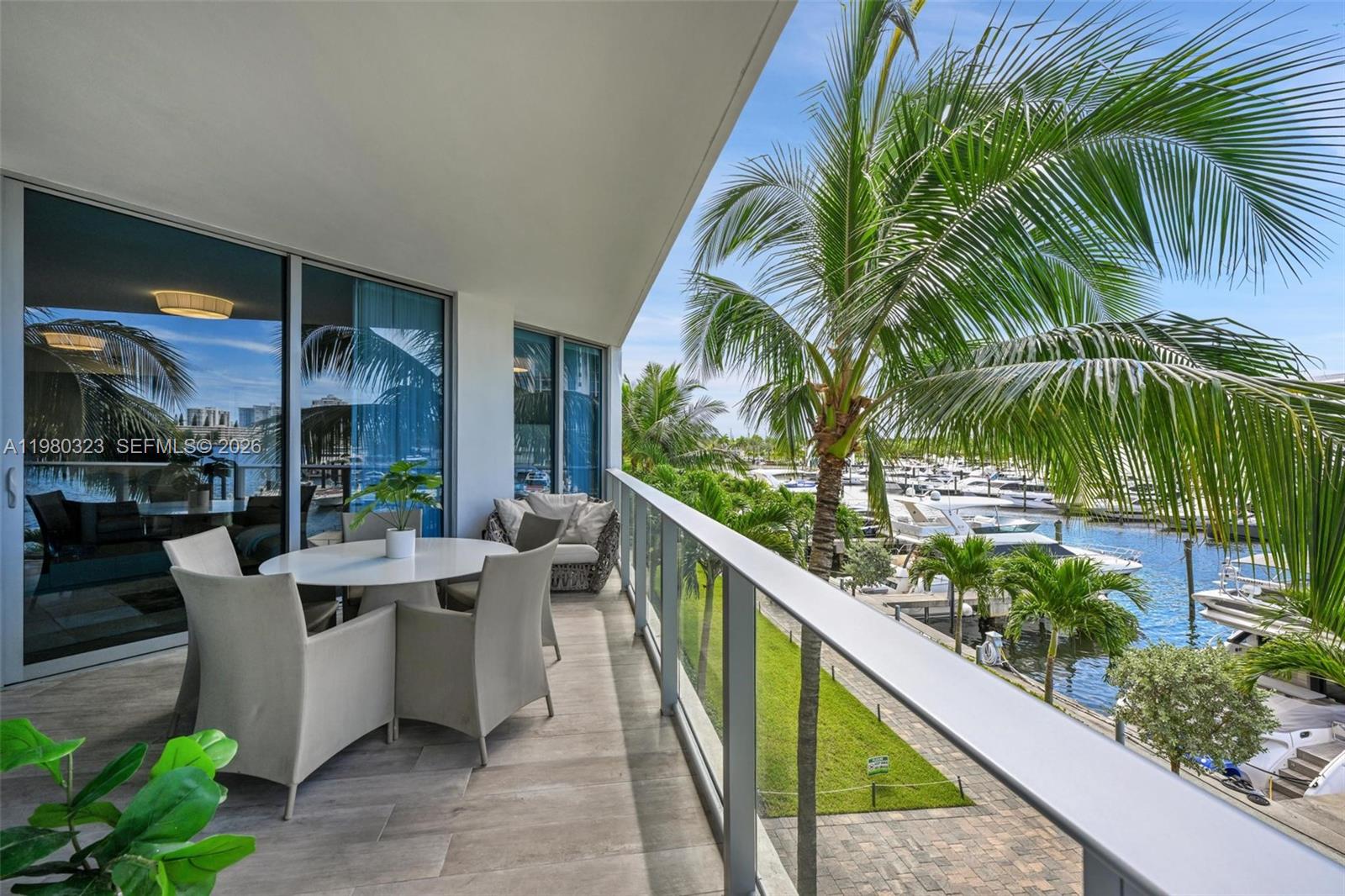 17111 Biscayne Blvd # 207