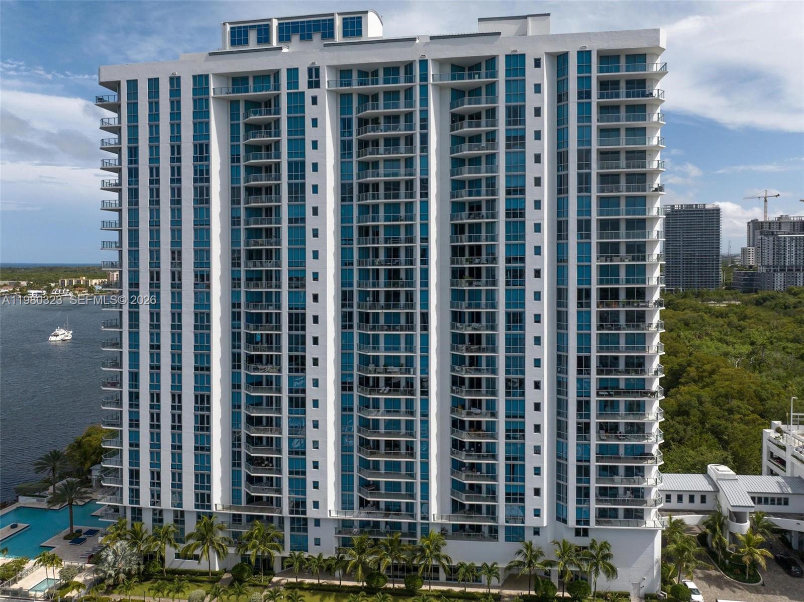 17111 Biscayne Blvd # 207