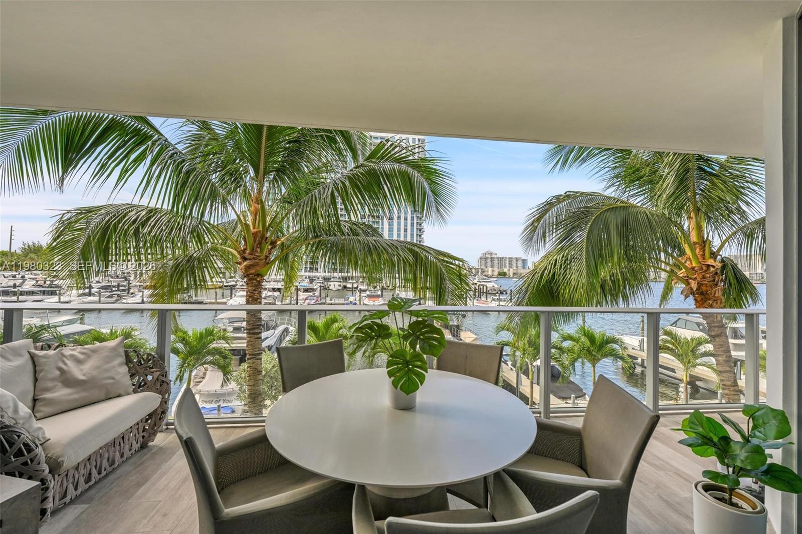 17111 Biscayne Blvd # 207