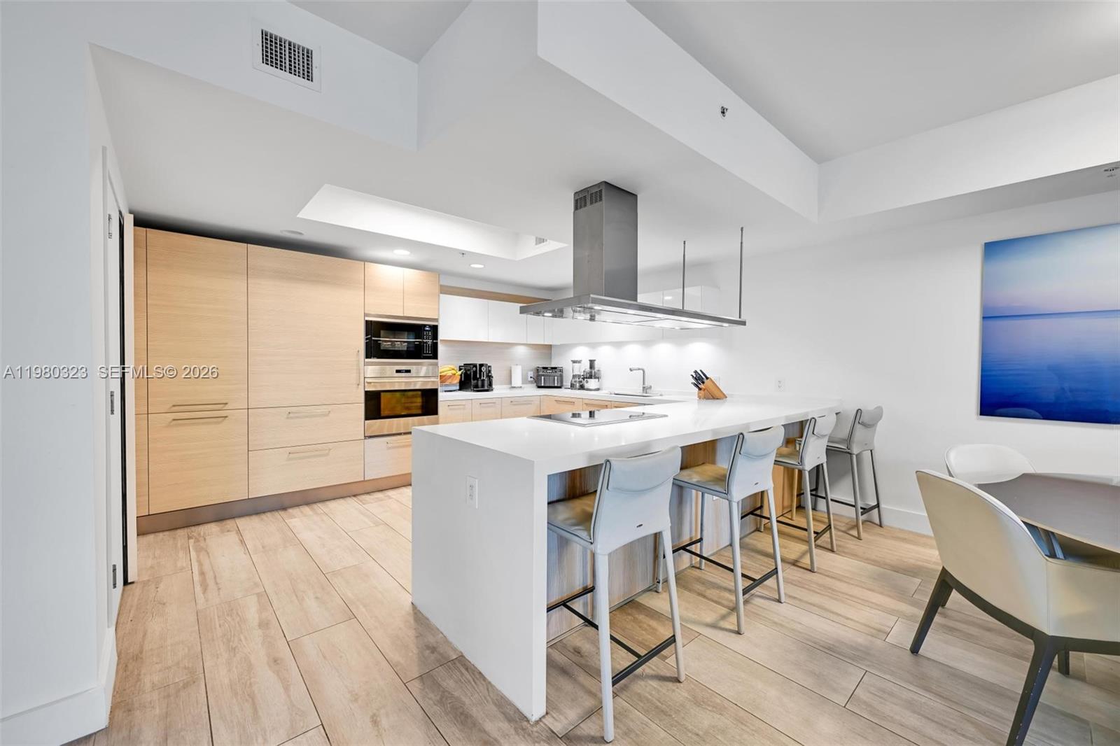 17111 Biscayne Blvd # 207