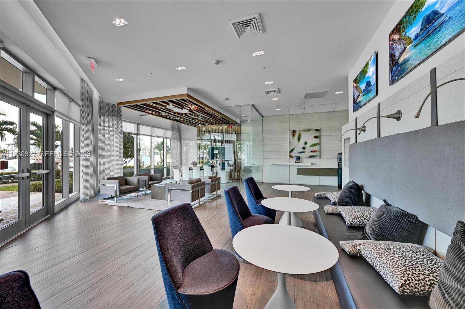 17111 Biscayne Blvd # 207