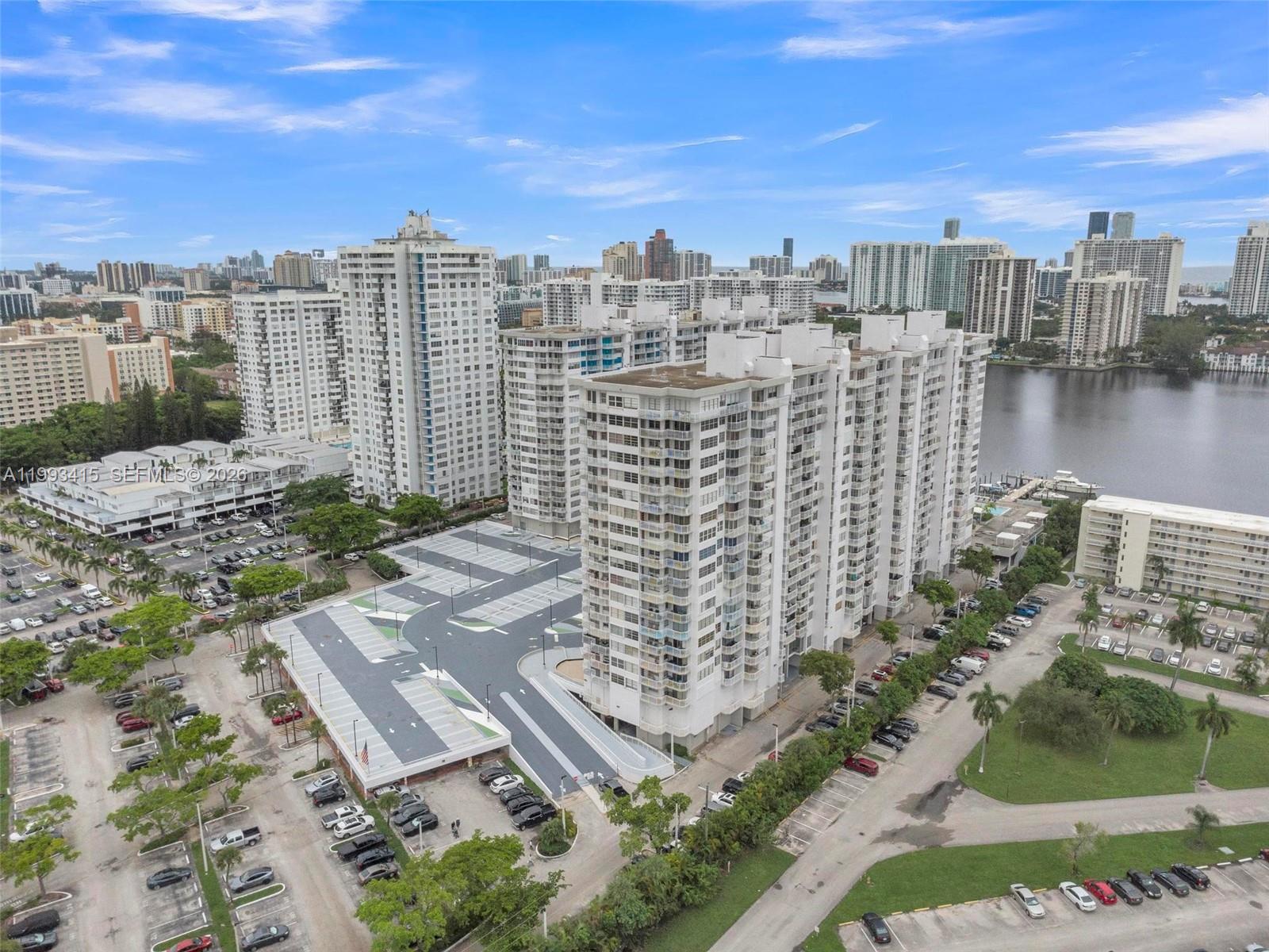 18011 Biscayne Blvd Unit: PH04