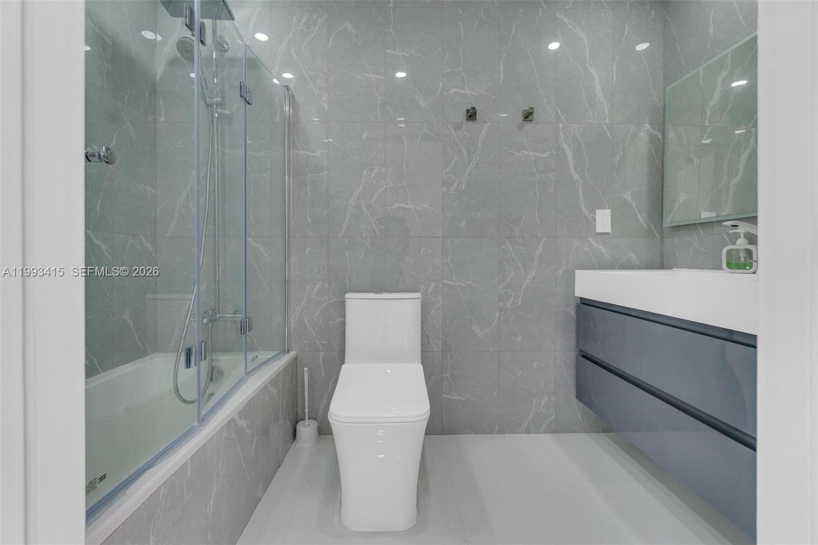 18011 Biscayne Blvd Unit: PH04