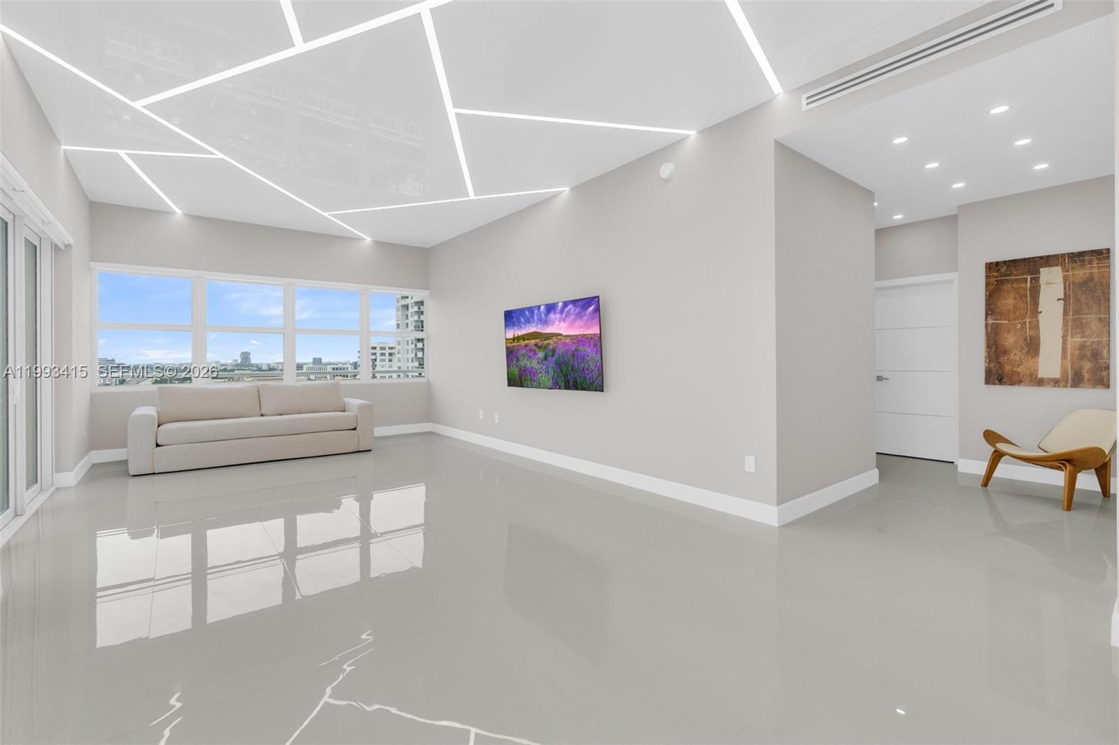 18011 Biscayne Blvd Unit: PH04