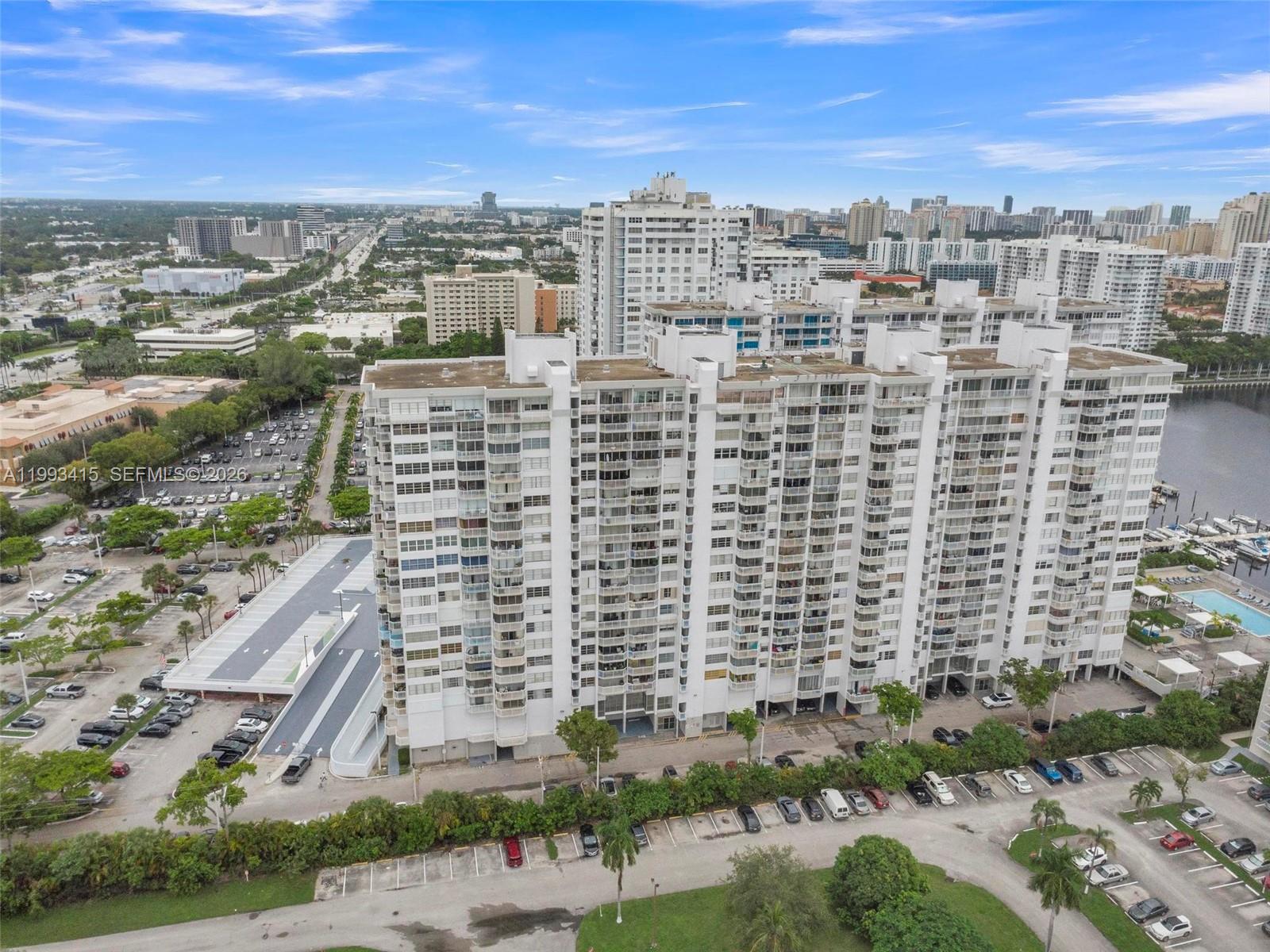 18011 Biscayne Blvd Unit: PH04