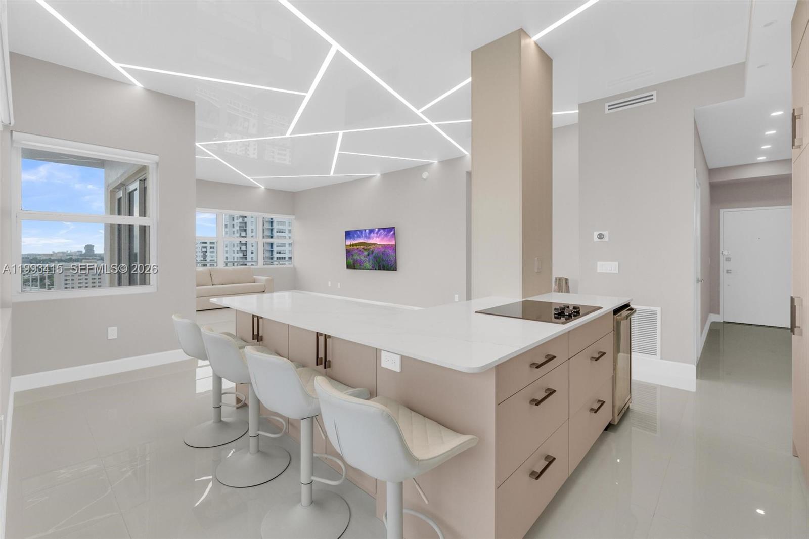 18011 Biscayne Blvd Unit: PH04