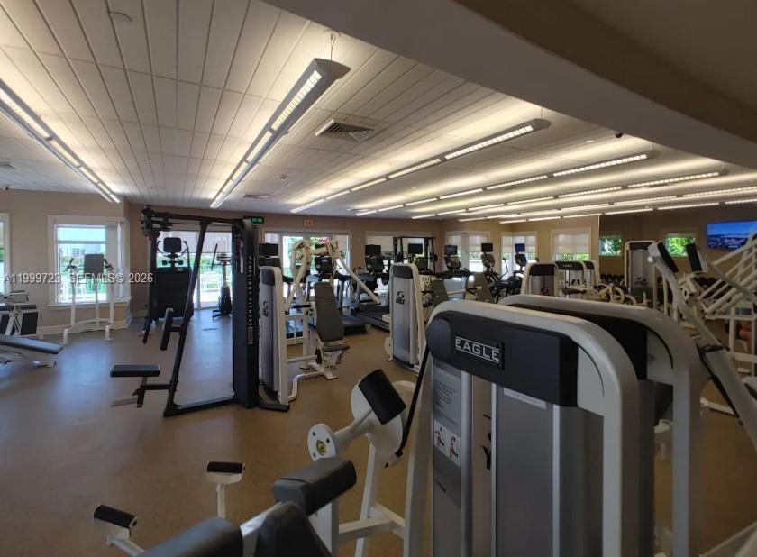 20000 E Country Club Dr # 201