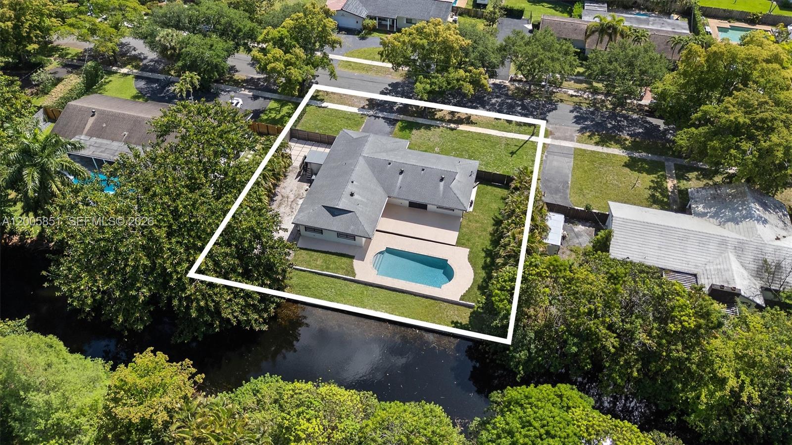 401 SW 63rd Ter