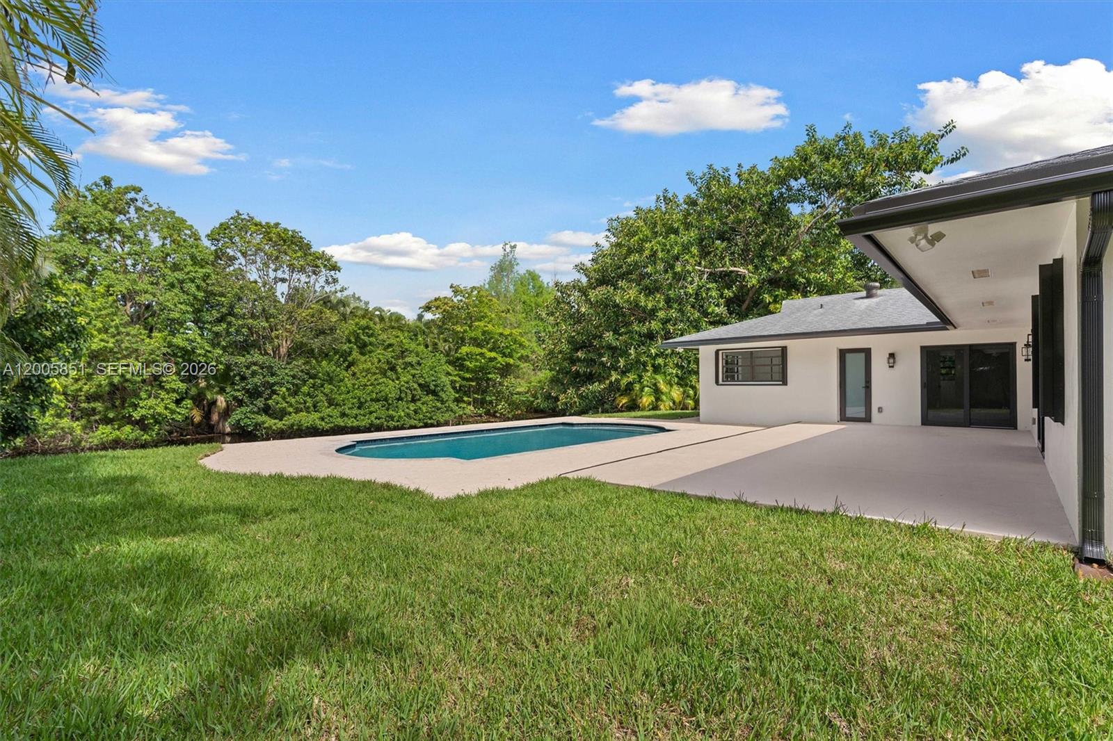 401 SW 63rd Ter