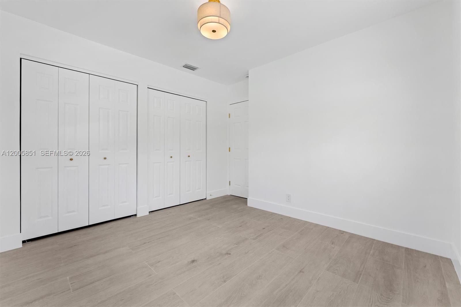 401 SW 63rd Ter