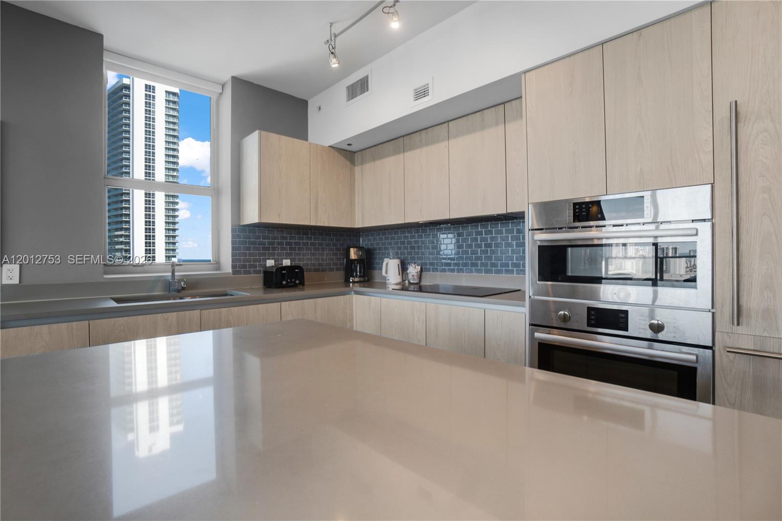 4010 S Ocean Dr # R1801