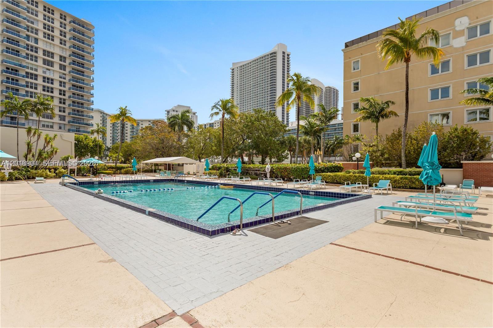 3800 S Ocean Dr # 1423