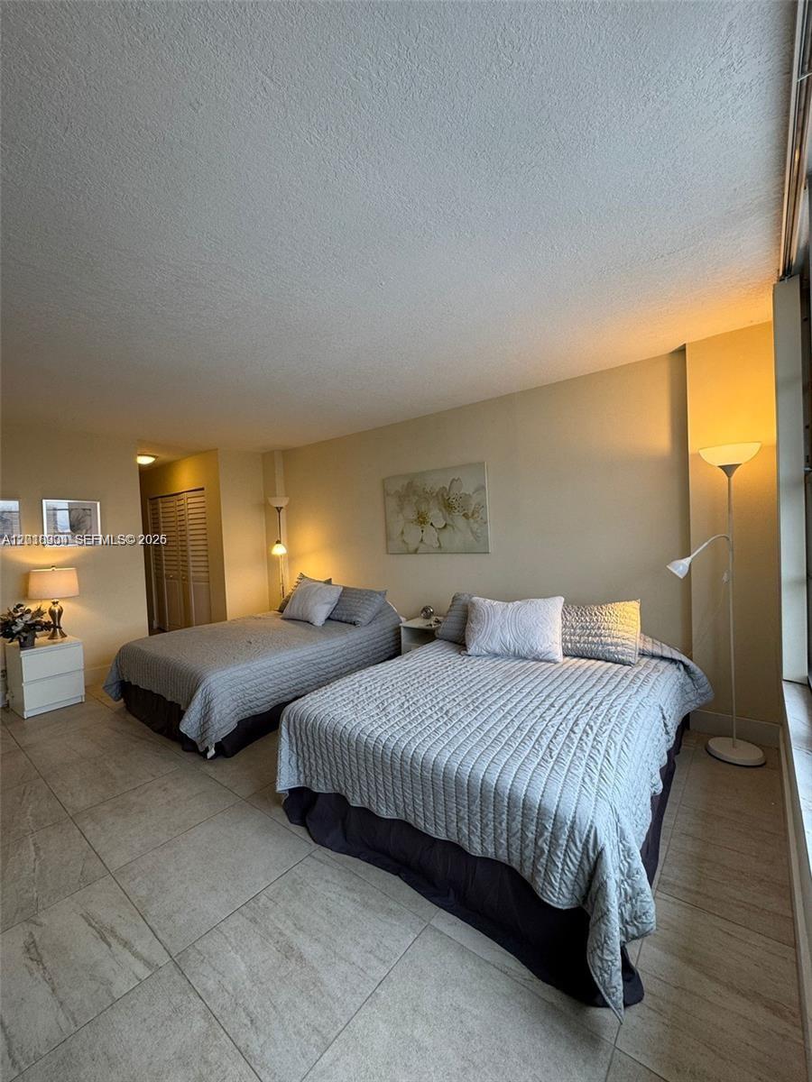 3800 S Ocean Dr # 1423