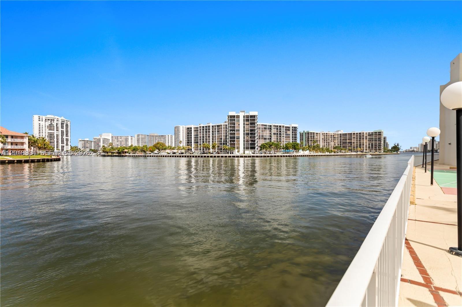 3800 S Ocean Dr # 1423