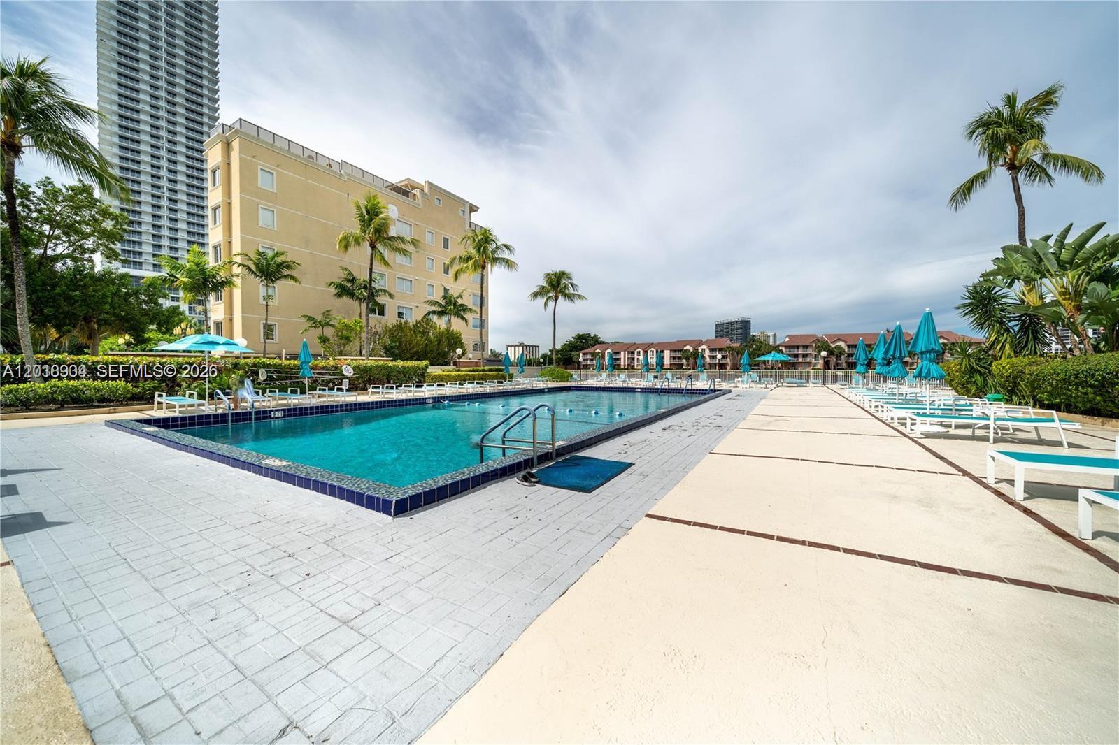 3800 S Ocean Dr # 1423