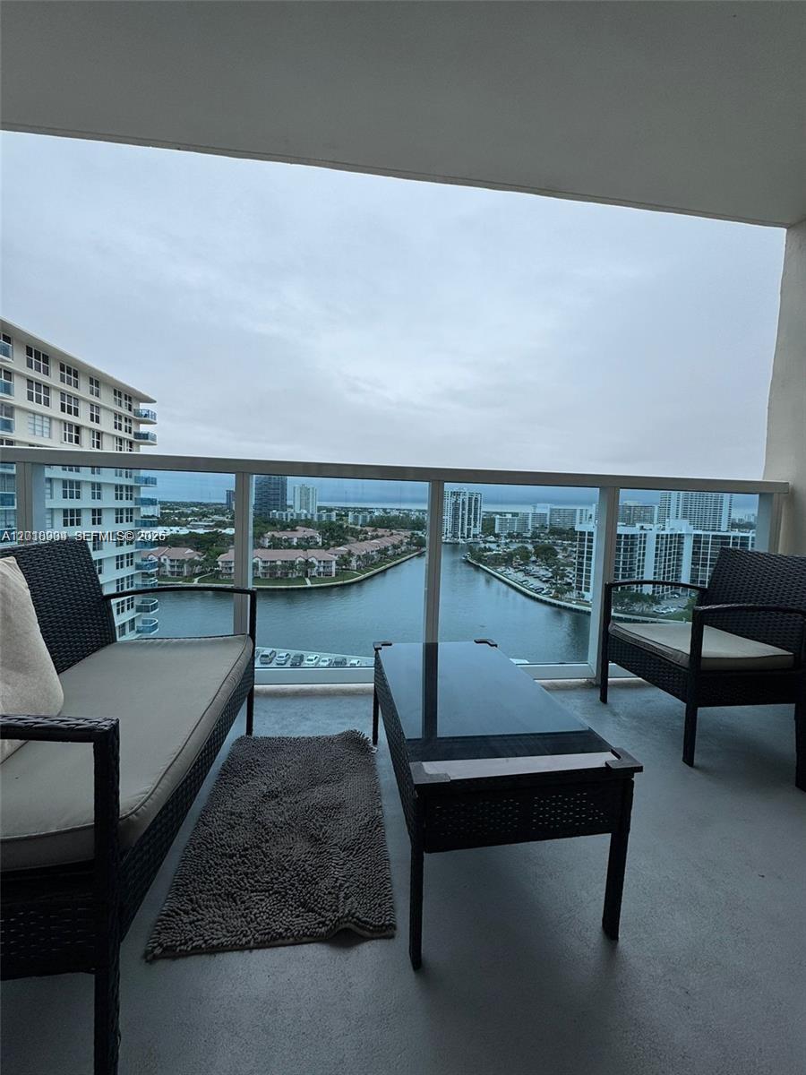 3800 S Ocean Dr # 1423