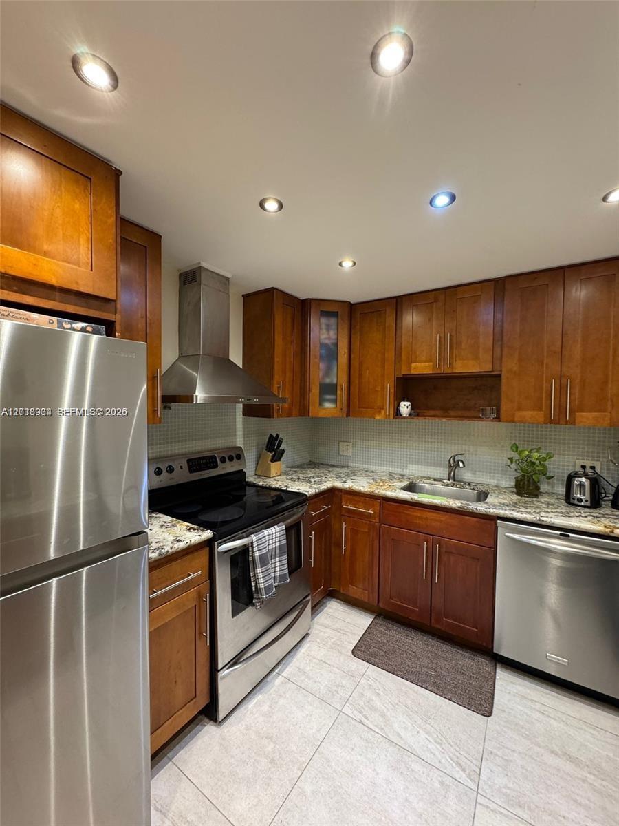 3800 S Ocean Dr # 1423