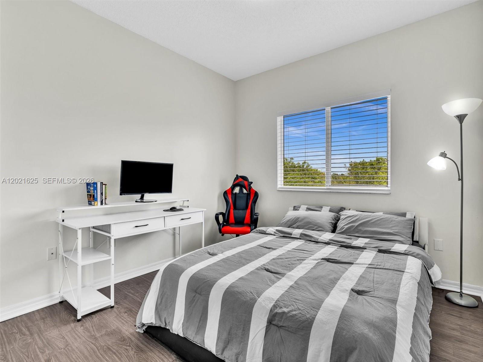 7085 Nova Dr # 321