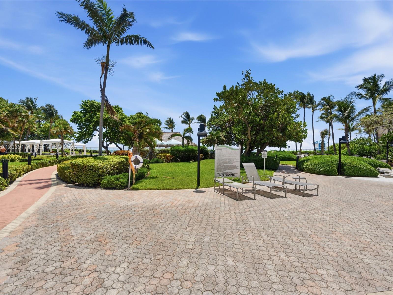 3000 S Ocean Dr # 718