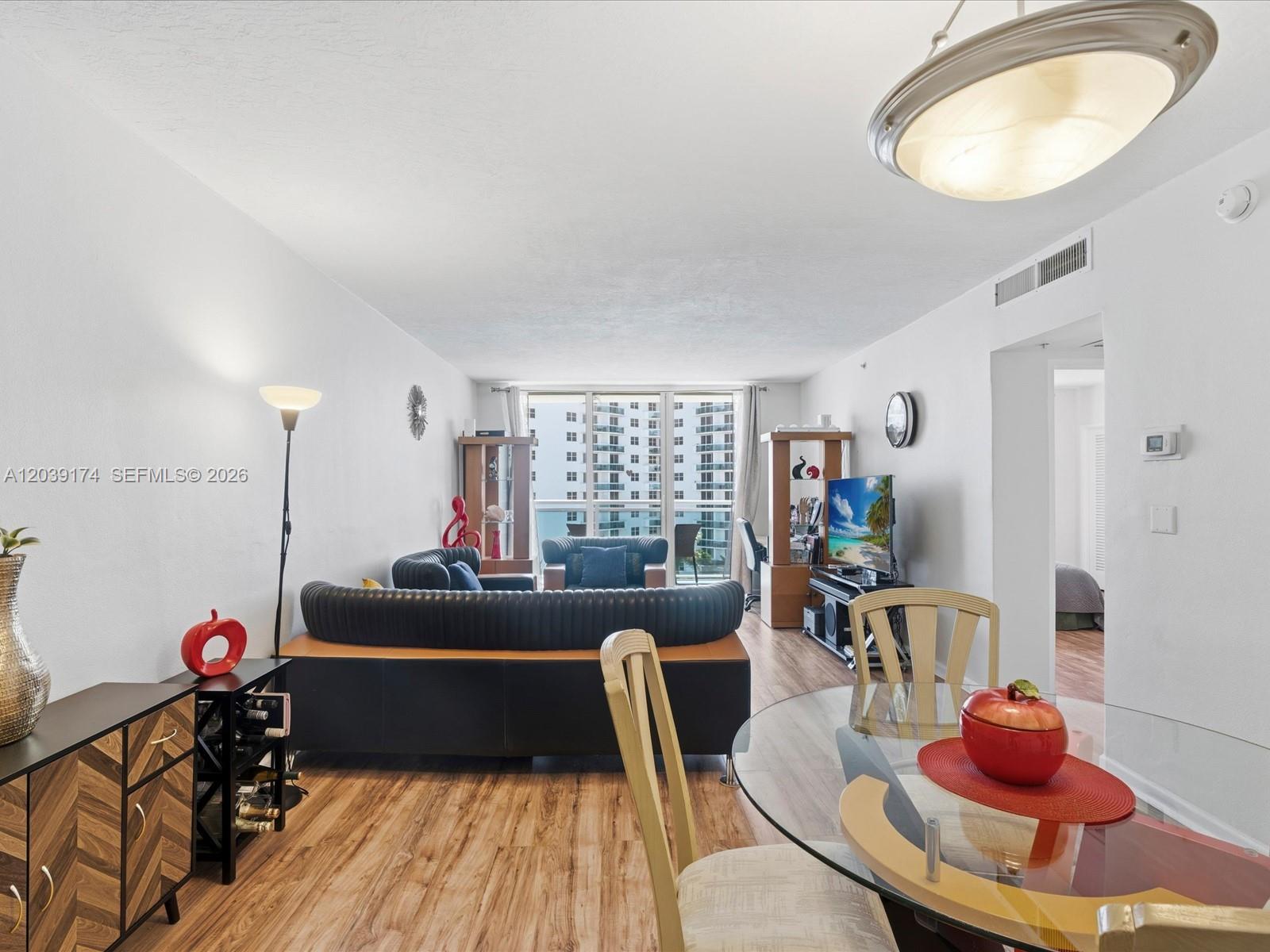 3000 S Ocean Dr # 718