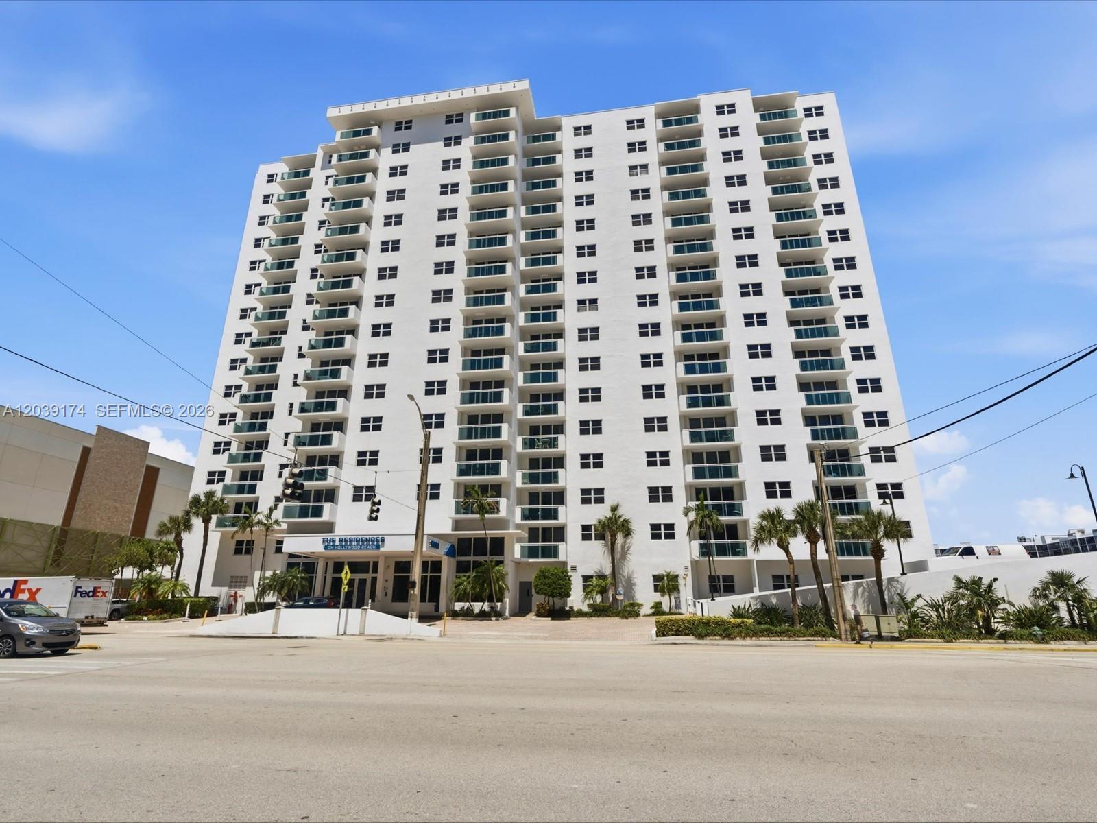 3000 S Ocean Dr # 718