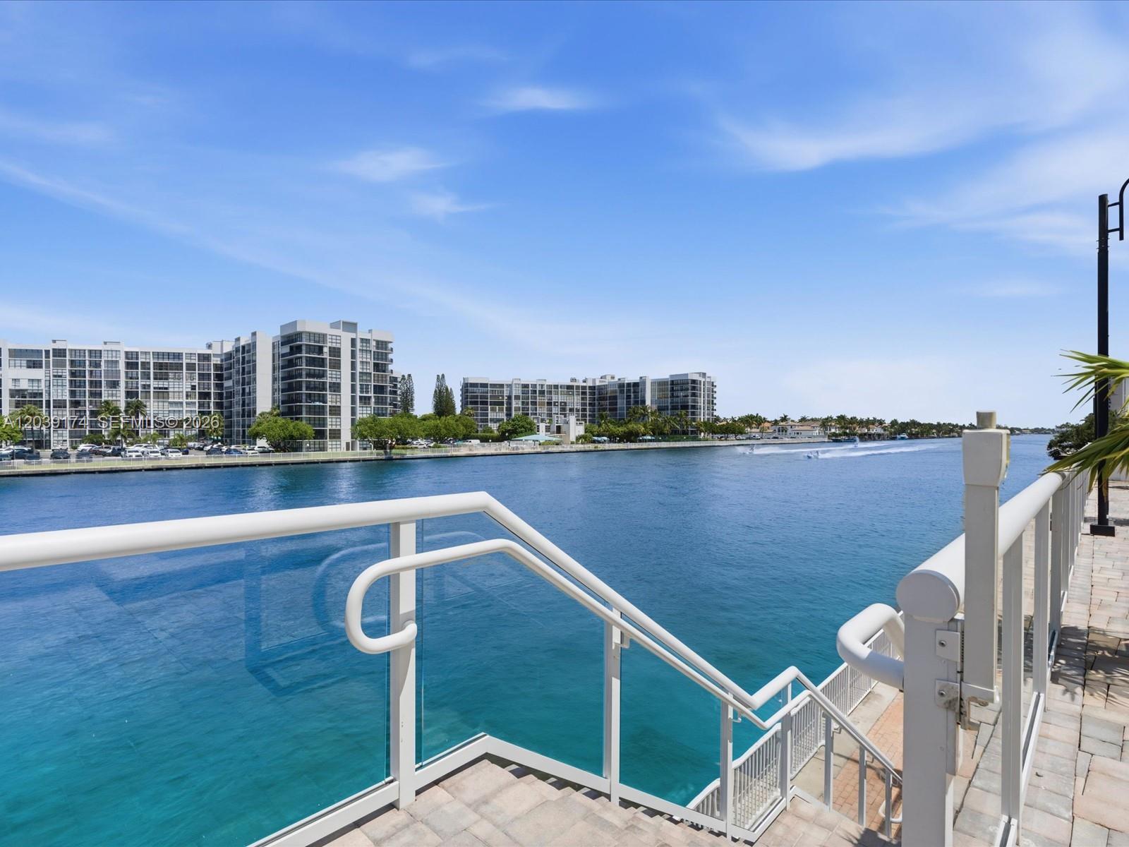 3000 S Ocean Dr # 718