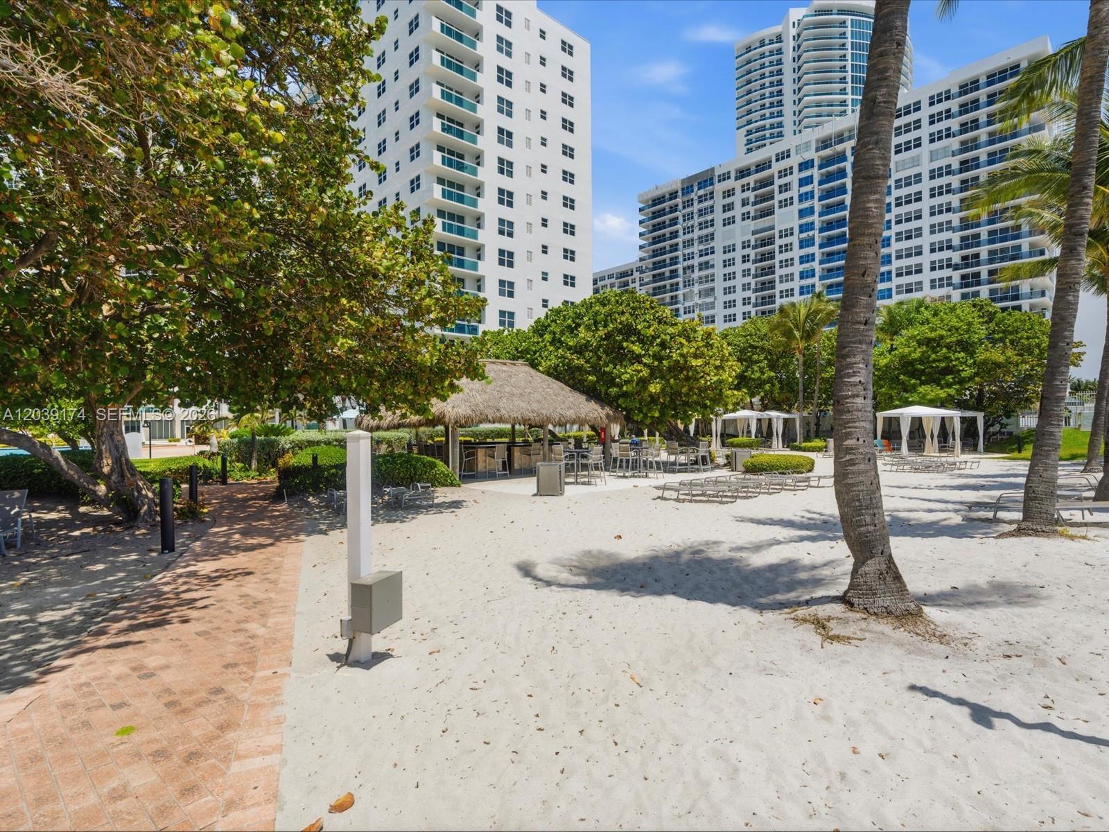 3000 S Ocean Dr # 718